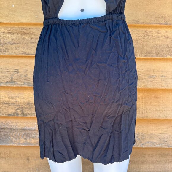Mossimo Little Black Dress Cutout Back Pockets Light weight Mini Tank Dress Size - Picture 10 of 10
